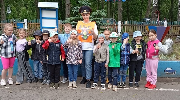 В гостях у Светофорчика В гостях у Светофорчика